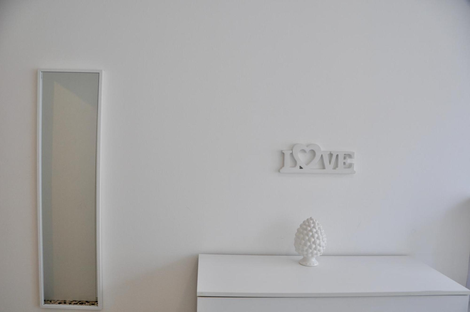 M.Aurelio Red Appartement Milaan Buitenkant foto